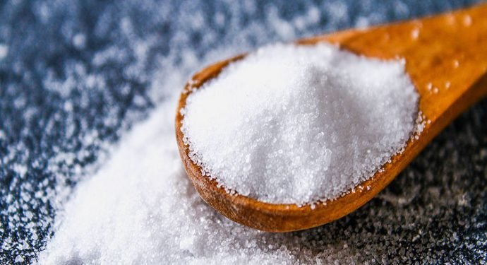 Dicas para Reduzir o Consumo de Sal sem Perder Sabor + Receita de Tempero Caseiro Natural